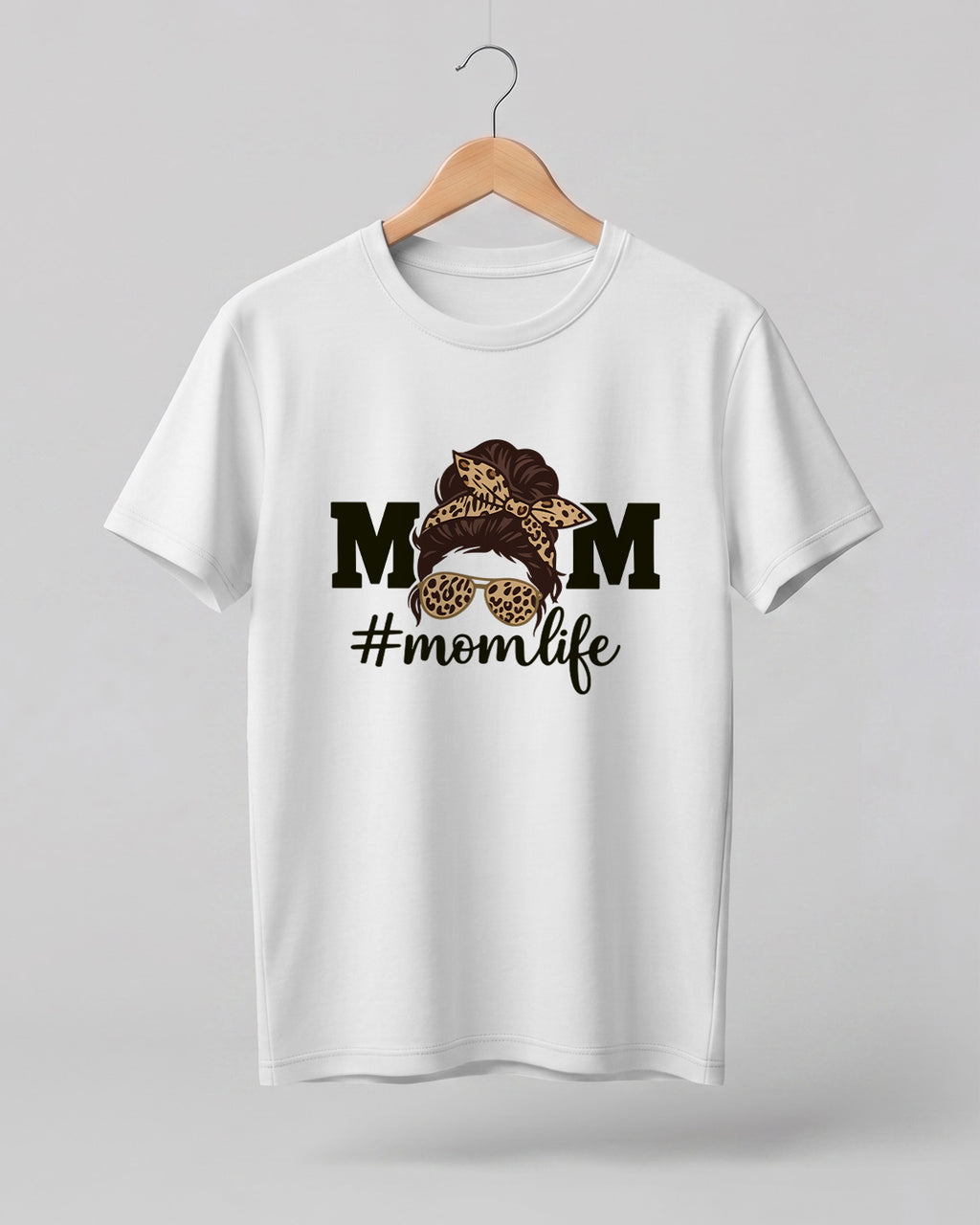 Mom #momlife graphic half sleeve t-shirt with leopard print mom illustration